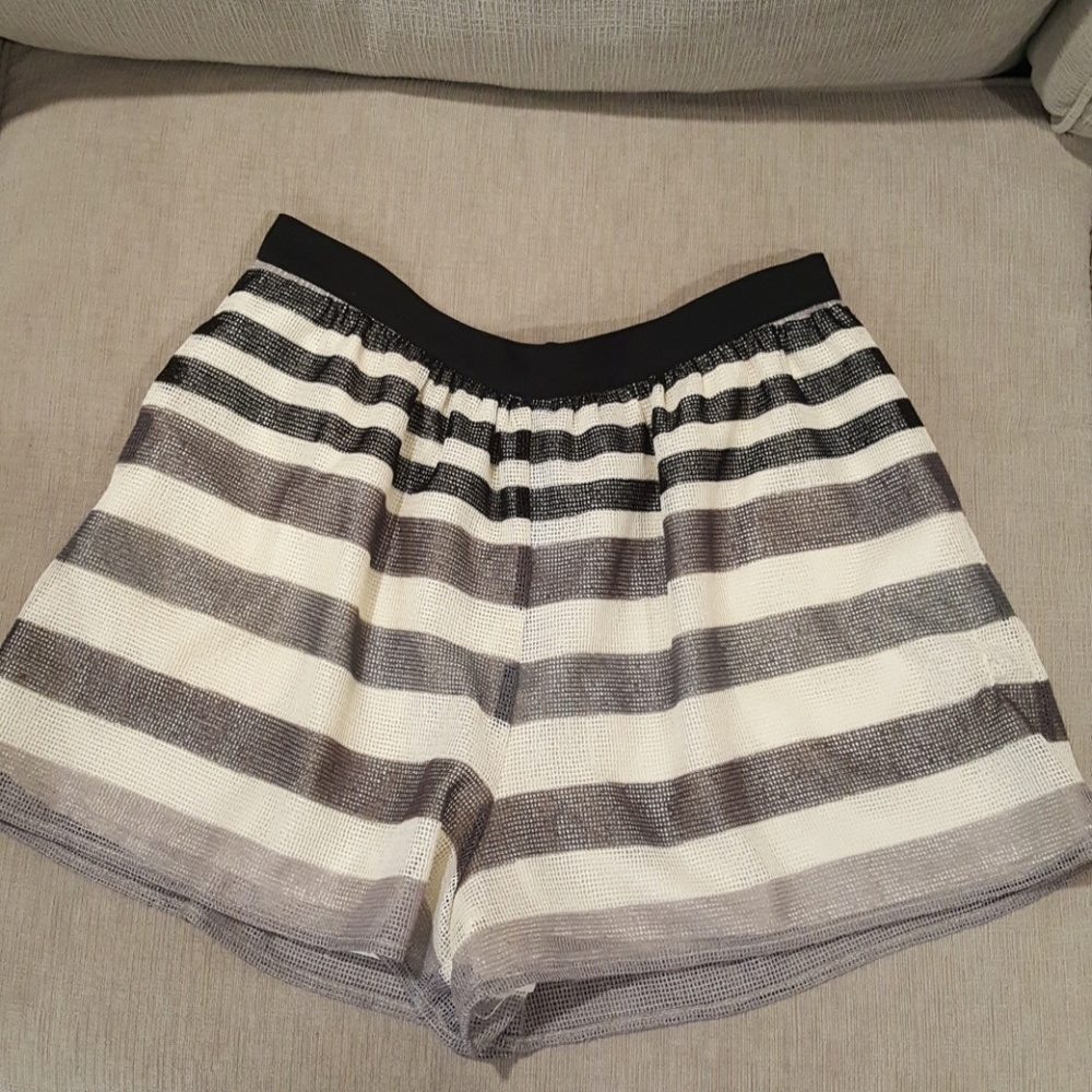 BCBG grey and black high waisted shorts.